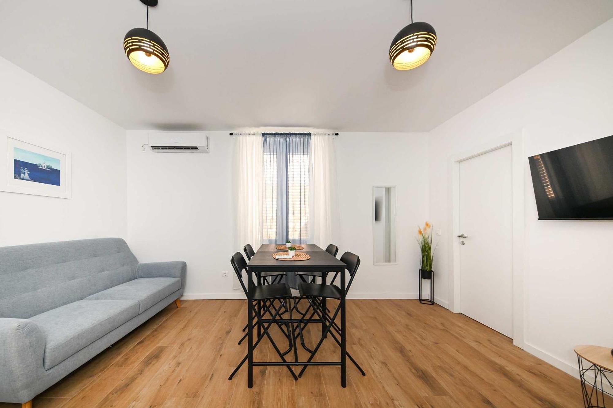 Dolce 1 Apartment *