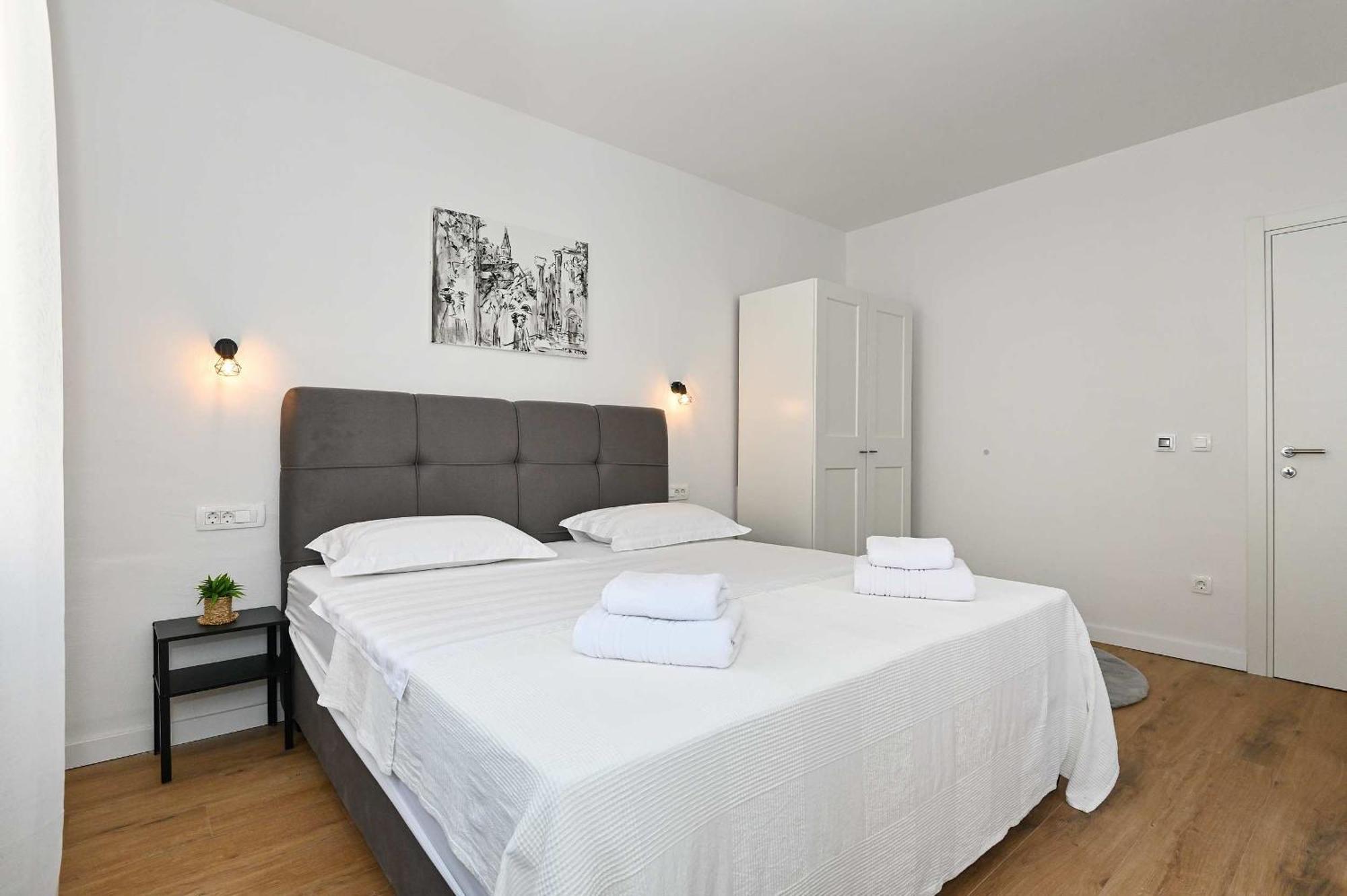 Dolce 1 Apartment *